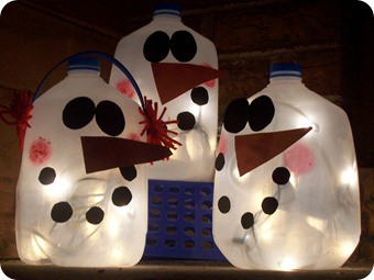 Craft Ideas Gallon Milk Jugs on Milk Jug Snowman Lantern For Christmas Some Gallon Milk Jugs Christmas